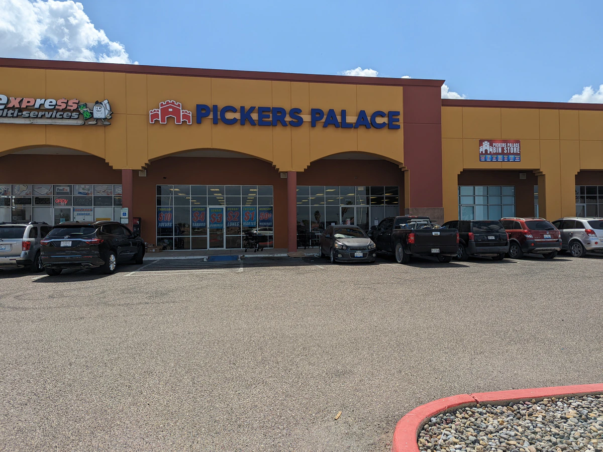 Pickers Palace Bin Store - High quality discount store in hidalgo, alamo, and mission, texas.