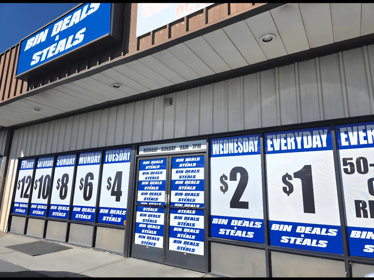 Second Time Around Bin Store - High quality outlet store in hesperia, california.