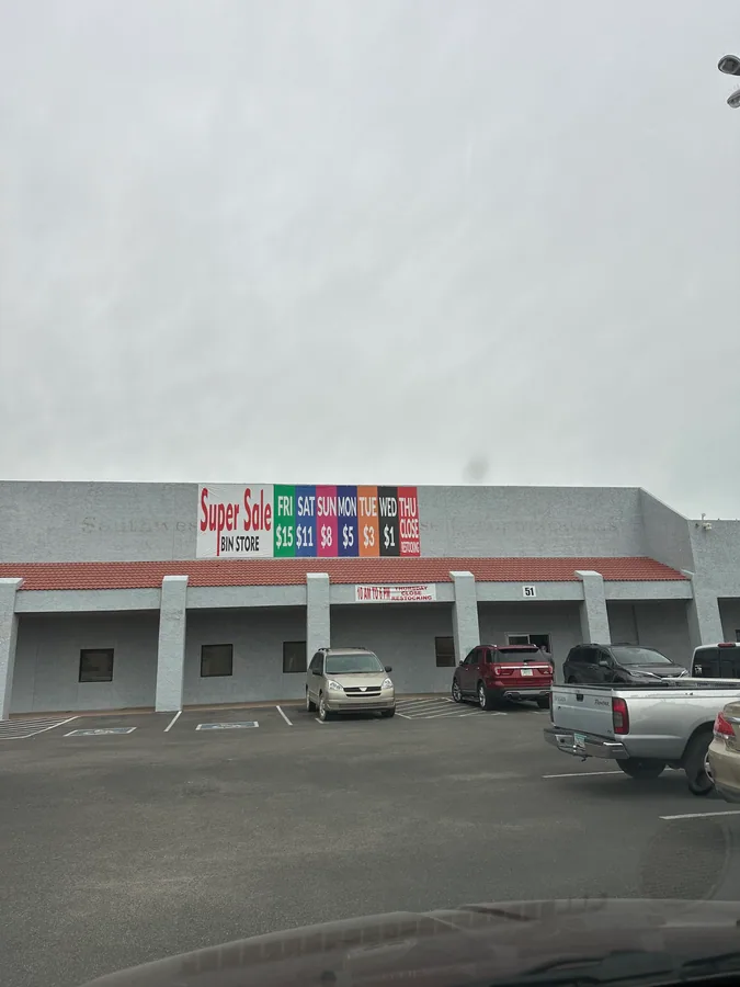 Super Discounts Bin Store bin store in Sierra Vista, AZ — a liquidation store with daily price drops.
