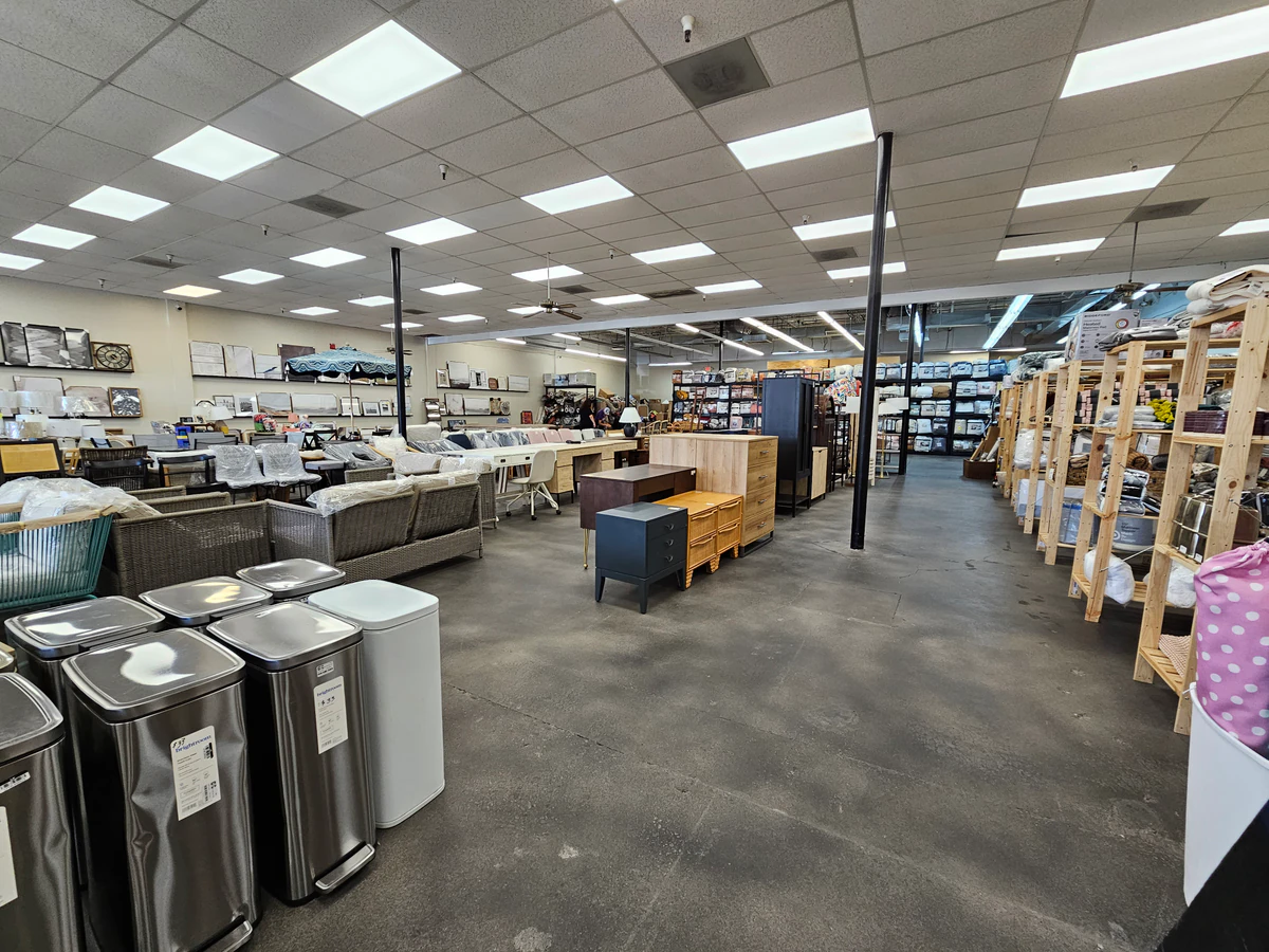 The BINS AZ interior merchandise display - bin store in phoenix, arizona.