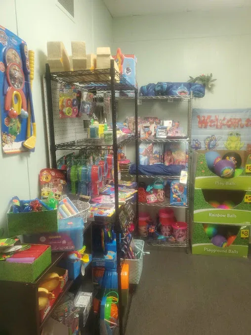 TMM Goods Bin Store interior merchandise display - bin store in wauseon, ohio.