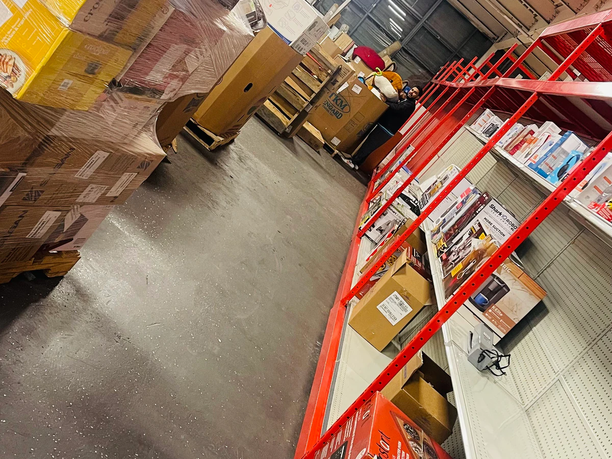 Treasure Hunt Bin & Liquidation Store - High quality bin store in bronx, new york.