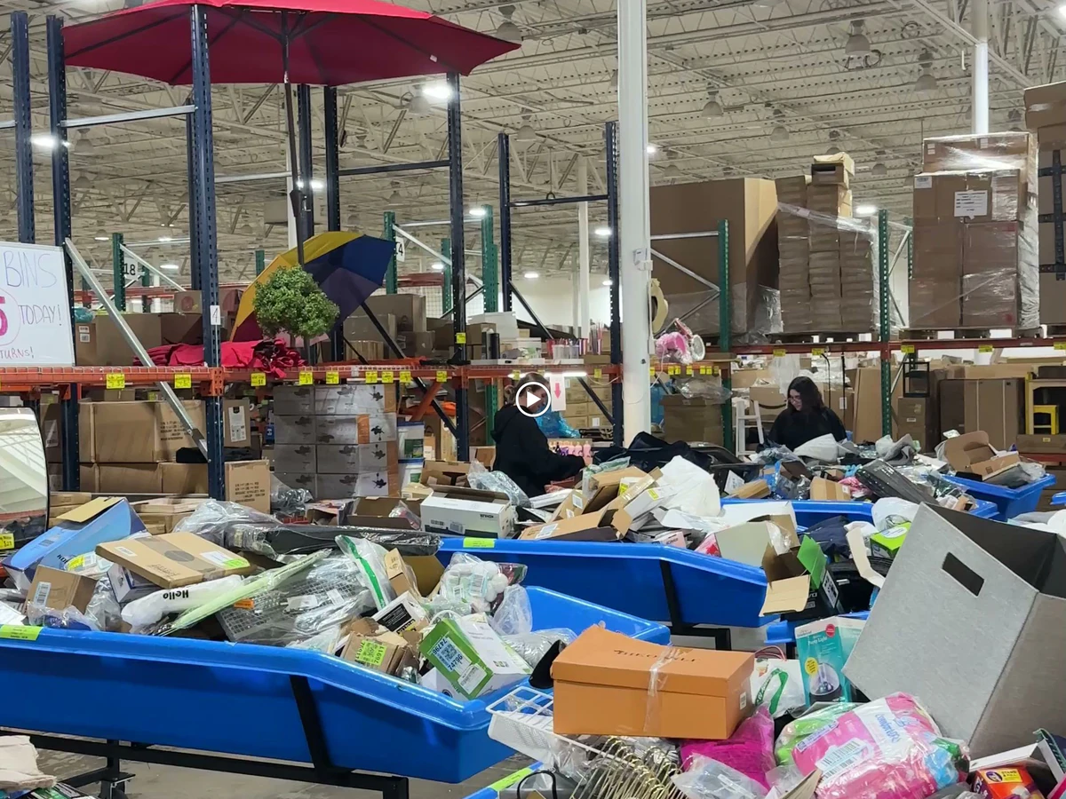 Vista Bins and Deals interior merchandise display - discount store in charlotte, north carolina.