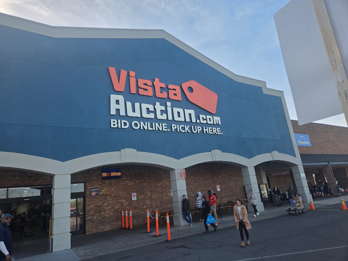 Vista Bins and Deals - High quality discount store in charlotte, north carolina.