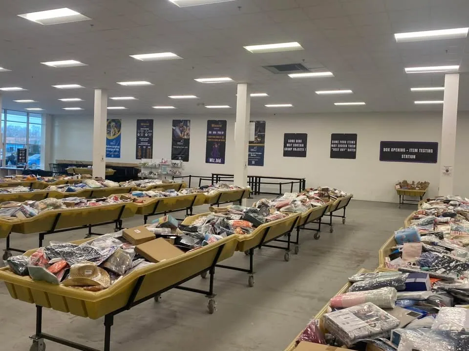 Wizard Bins & Auctions bin store in Portsmouth, VA — a liquidation store with daily price drops.