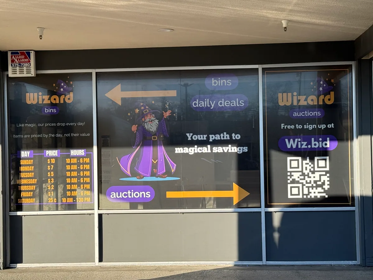 Wizard Bins & Auctions bin store in Santa Rosa, CA — a liquidation store with daily price drops.